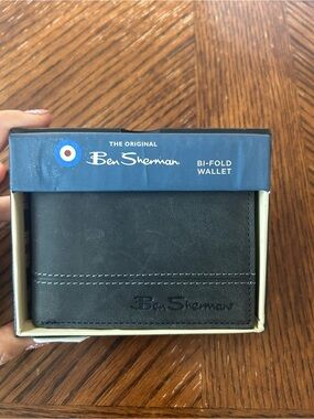 NWT Ben Sherman men’s Bi-Fold Wallet